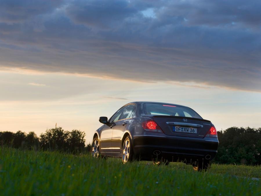  Honda Legend 2004 года  (фото 62 из 68)